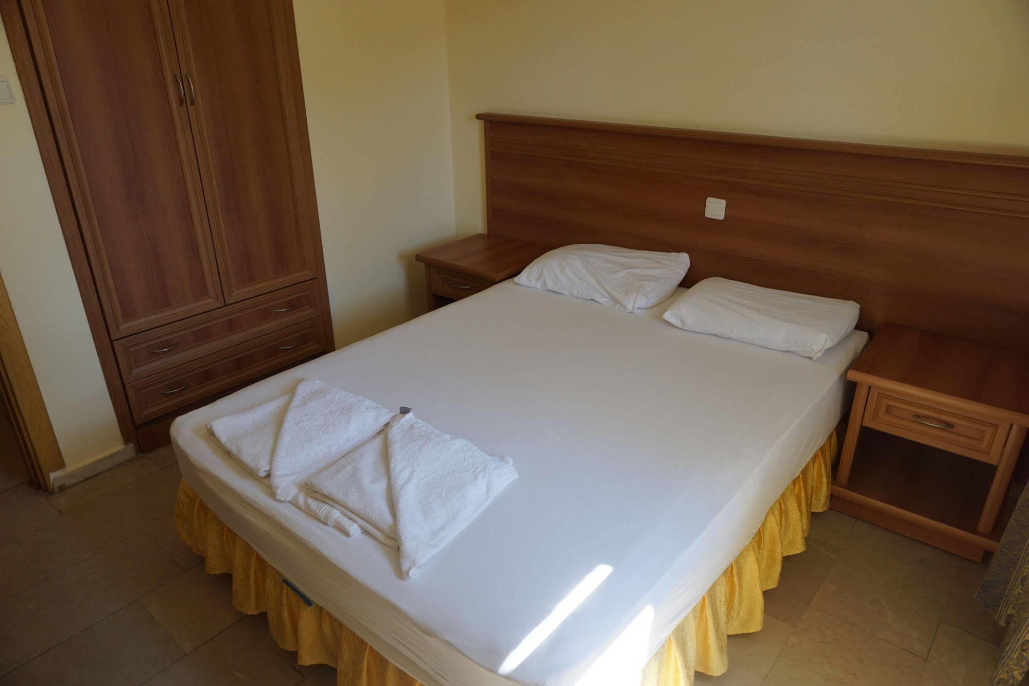 Sinem & Hotel